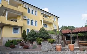 Apartmani Bilic